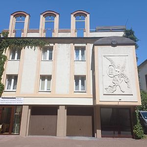 Pokój z dwoma pojedynczymi łóżkami